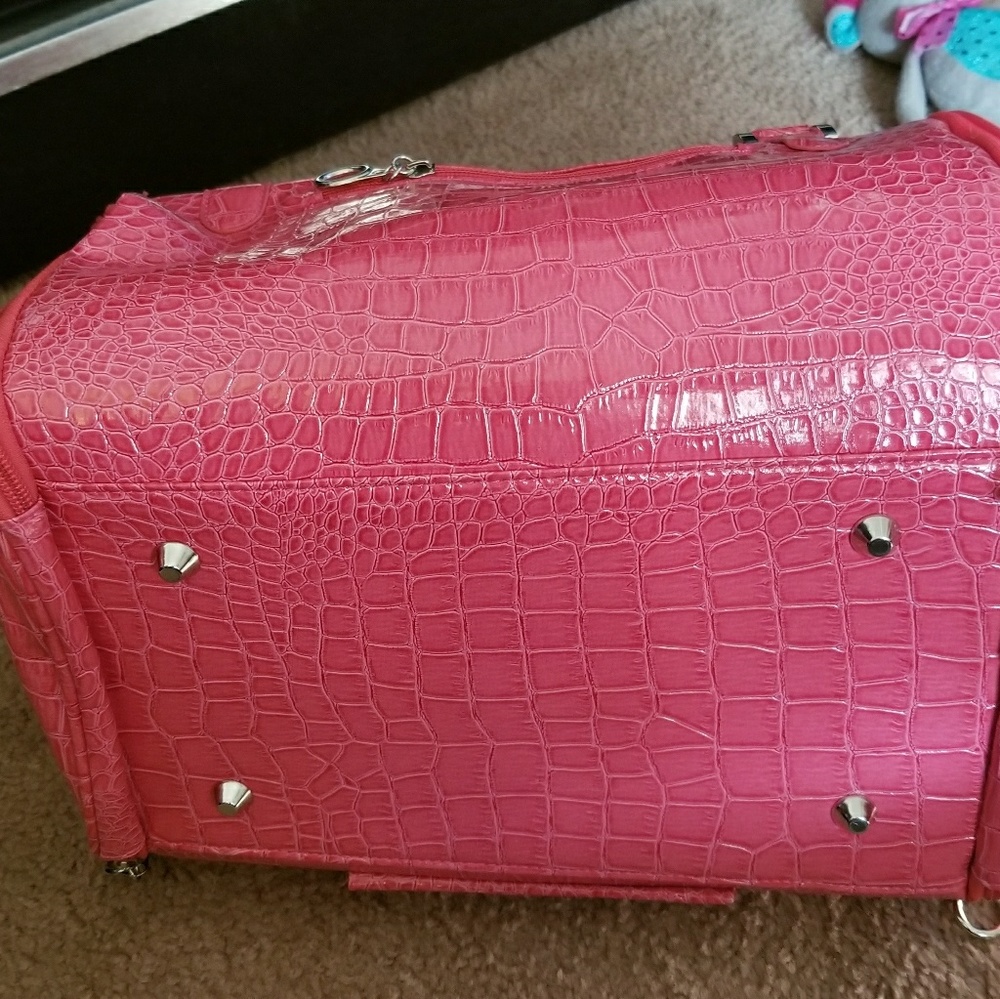 Adorable pink doggie purse